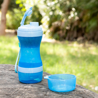 2-in-1 Drinking and Feeding Bottle for Pets